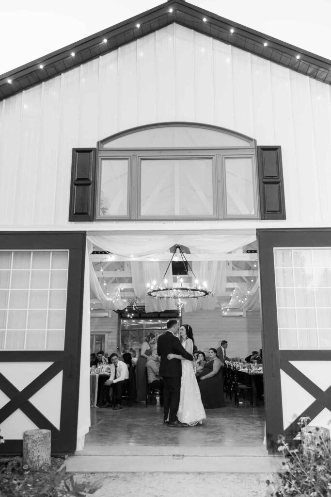 Beautiful fall wedding at Maidenwood Events in Lake Pepin, WI.