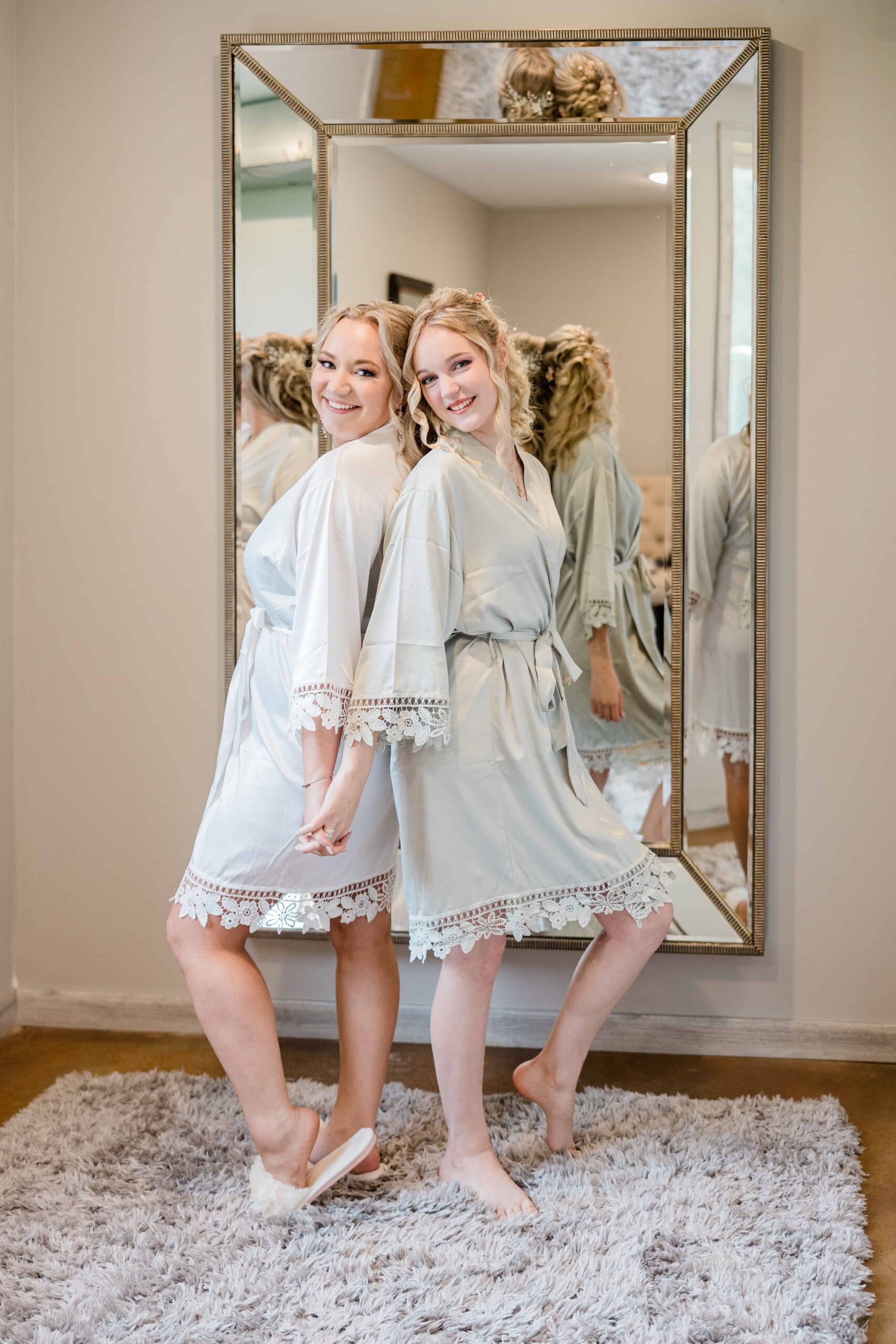 Wedding at Ridgetop, Prescott Wisconsin | isawines.com
