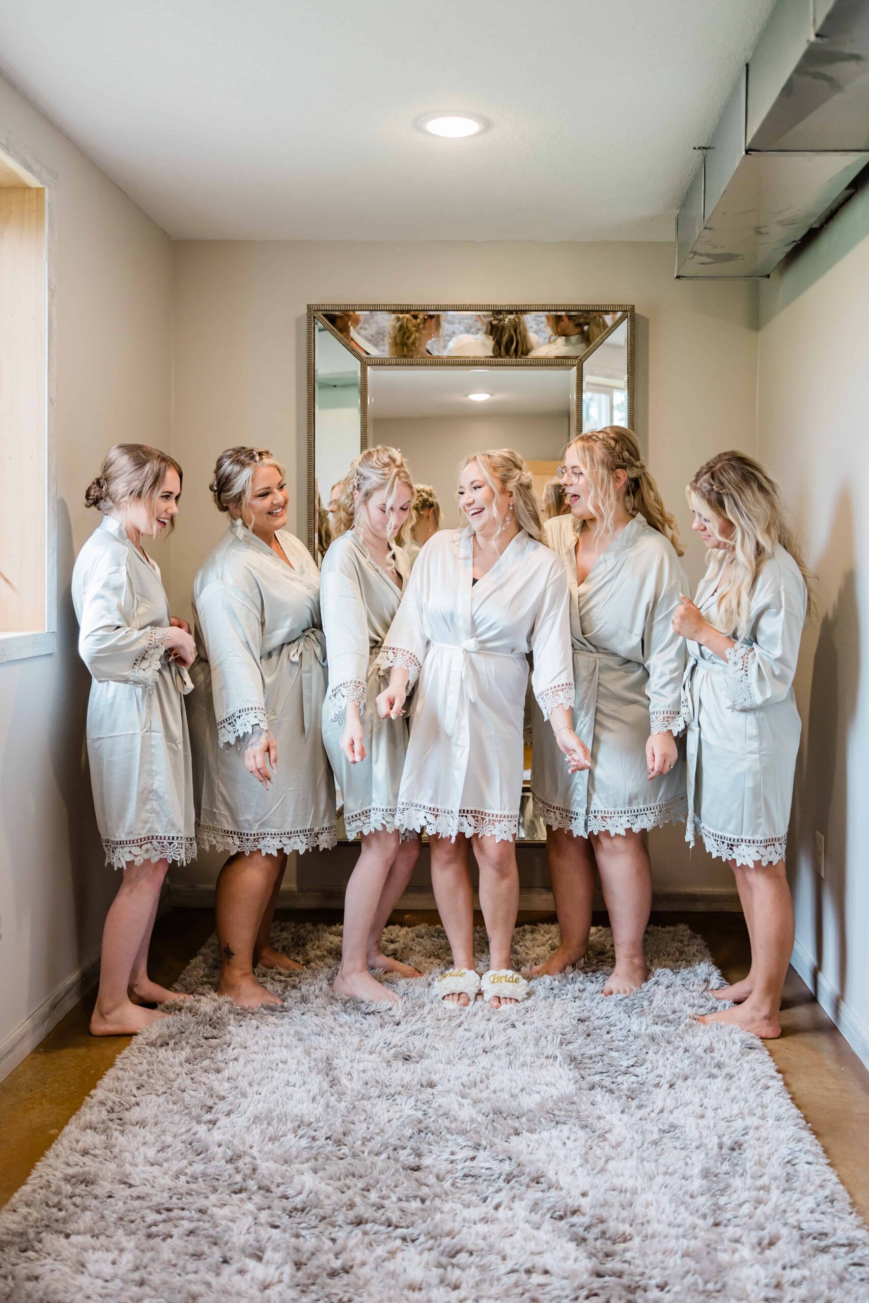 Wedding at Ridgetop, Prescott Wisconsin | isawines.com